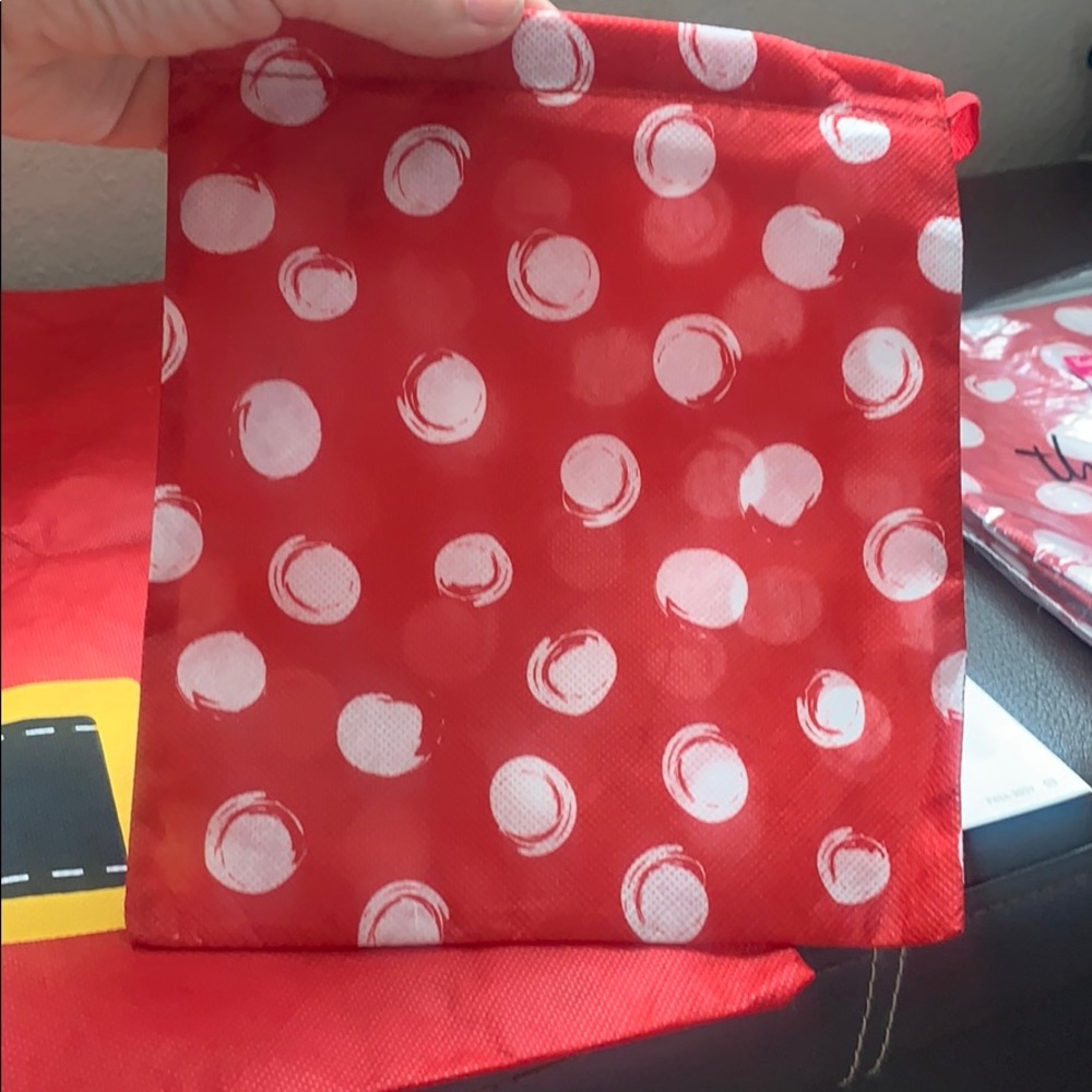 31 thirty one timeless pouches